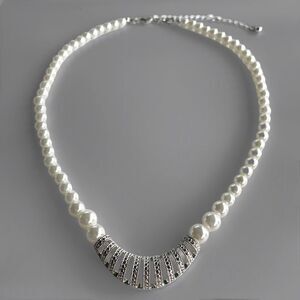 Vintage SAQ Faux Pearl Silver Necklace